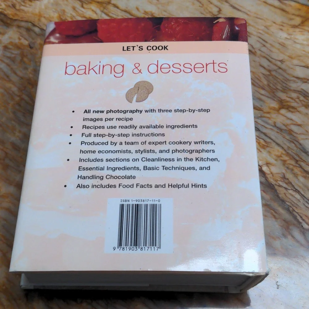 BOOK - Baking & Desserts Cookbook